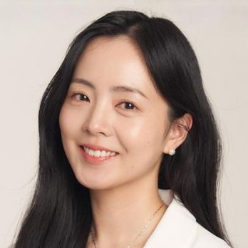 Sasa Lam 法律內容方案顾问 汤森路透